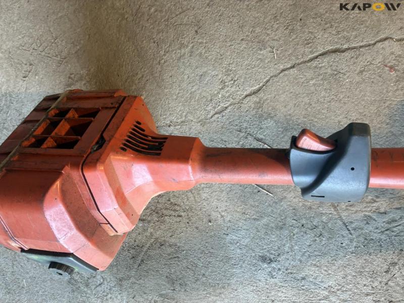 Husqvarna 225LD with hedge trimmer and sweeper 17