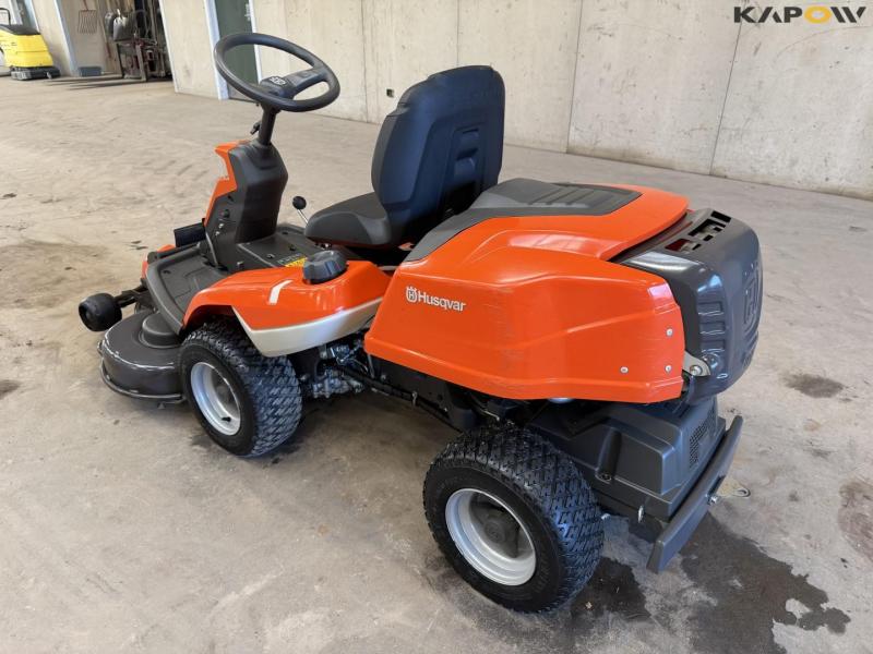 Husqvarna R216T AWD lawn mower 8