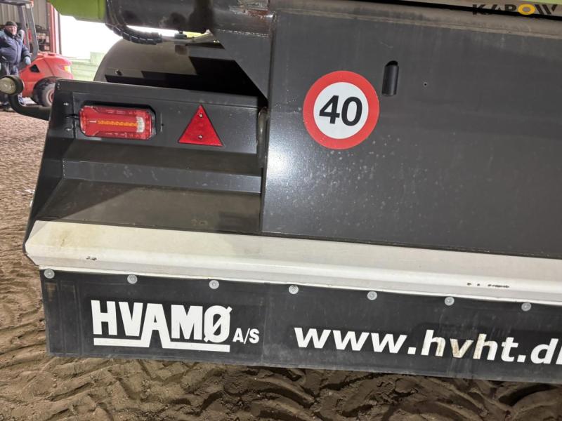 Hvamø 2 axle trailer with 2 way tipper 38