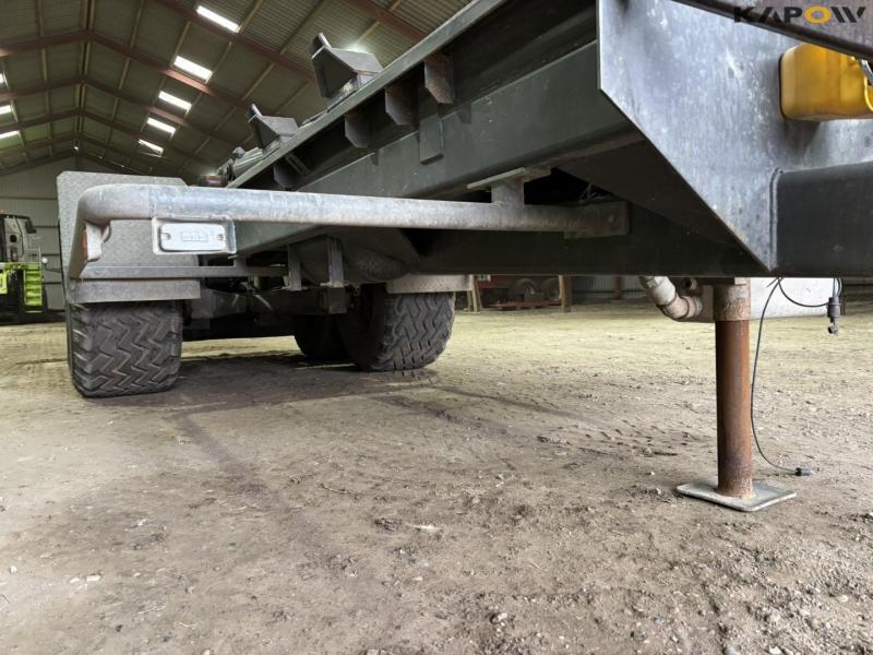 Hvamø hook lift with its own hydraulics 14