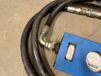 Hydraulic hose crimper 16