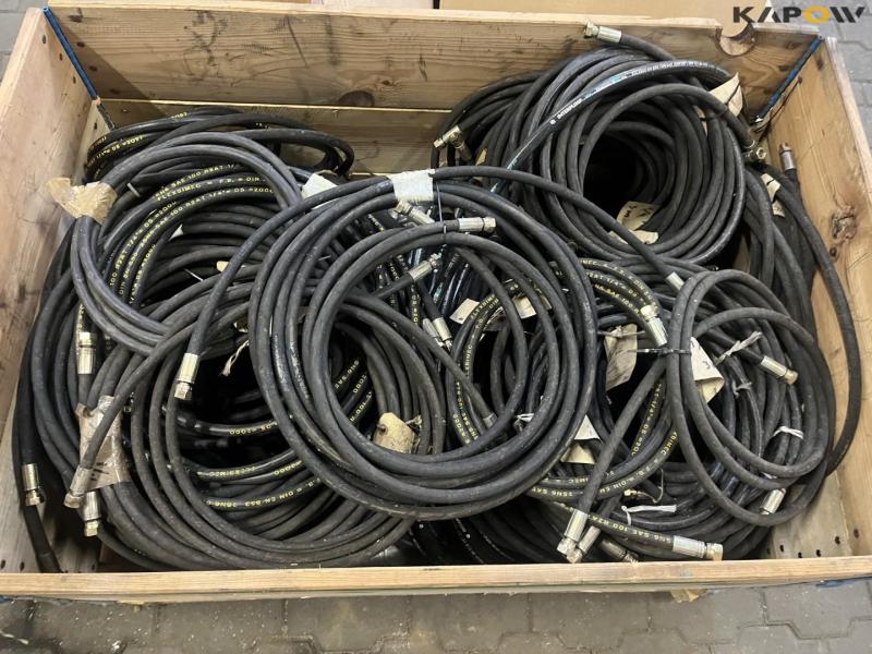 Hydraulic hoses and workshop equipment 17