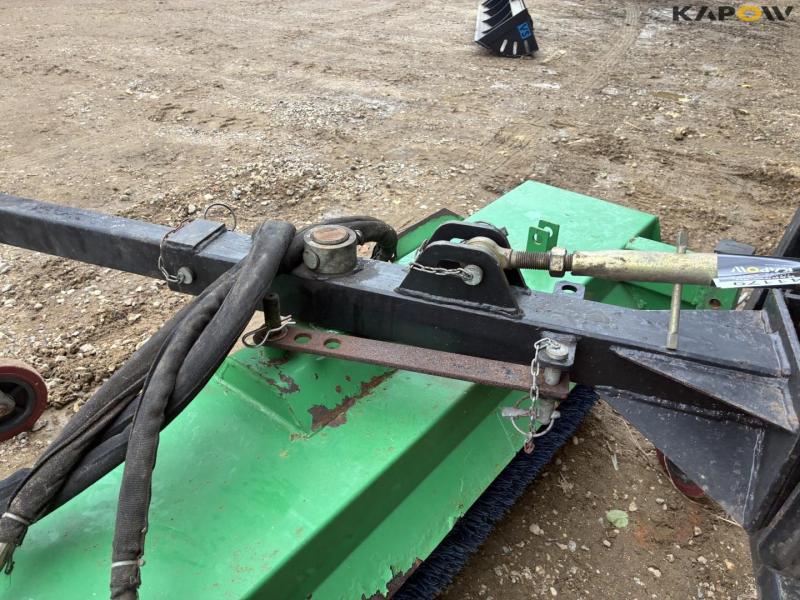 Hydraulic broom 150cm with Euro hitch. 22