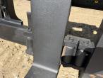 Hydraulic pallet forks with Volvo hitch 15
