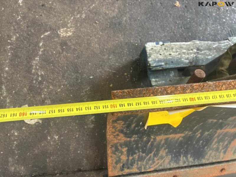 Hydraulic scraper blade for A-frame 12