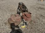 Hydraulically driven pump with 4