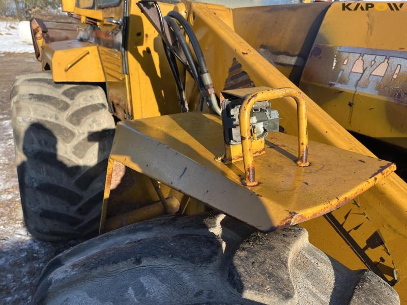 Hydrema 805 backhoe loader 31