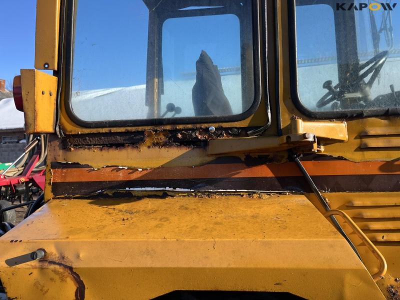 Hydrema 805 backhoe loader 35