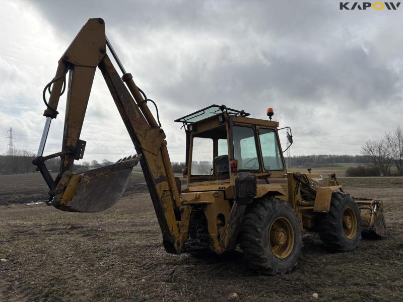 Hydrema 807 backhoe loader 5