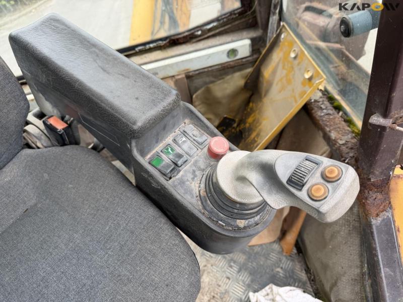 Hydrema 906 backhoe loader 44