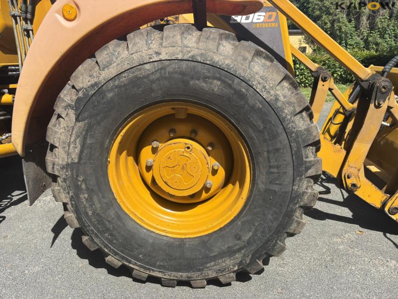 Hydrema 906D backhoe loader 19