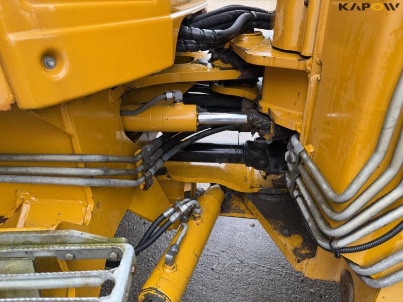 Hydrema 906D backhoe loader 21