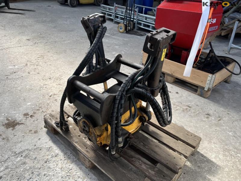Hydrema 926C series 2 backhoe loader 65