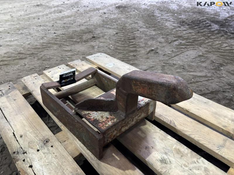 Hydrema hitch with hook 4