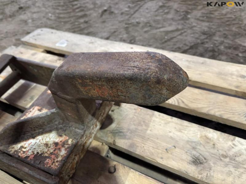 Hydrema hitch with hook 11