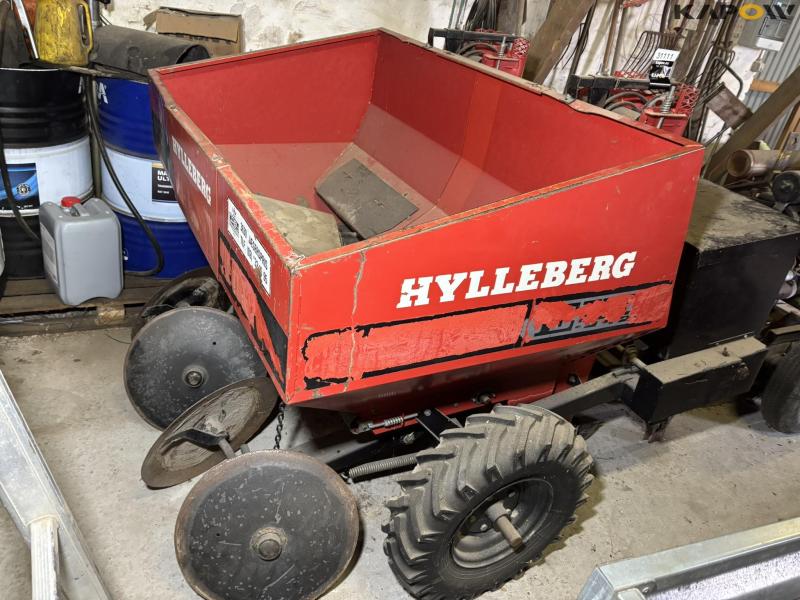 Hylleberg potato planter 2 rows 3