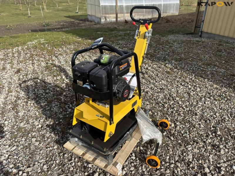 Hyundai CNP30/57372 plate vibrator - New 7