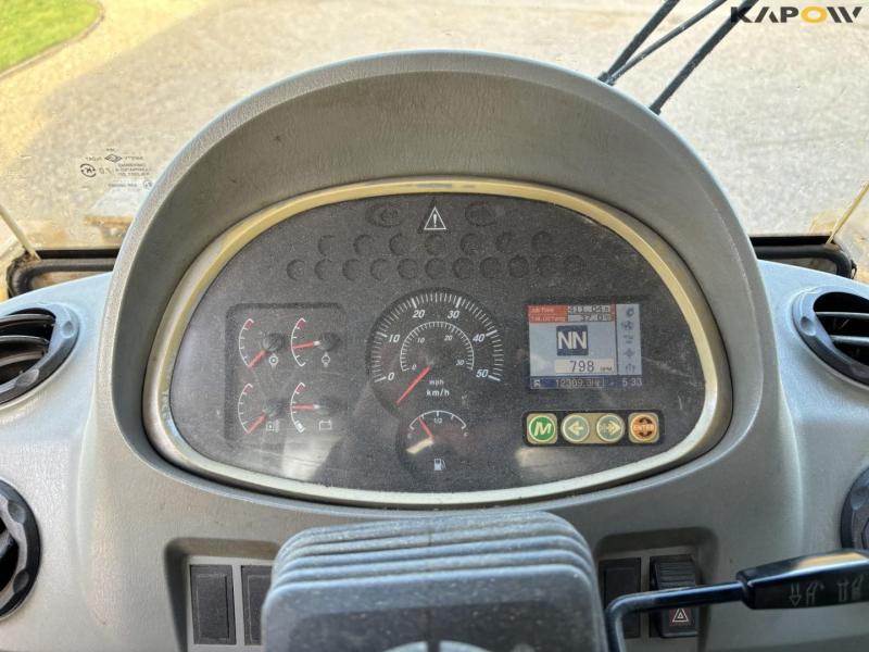 Hyundai HL757-7A wheel loader 34