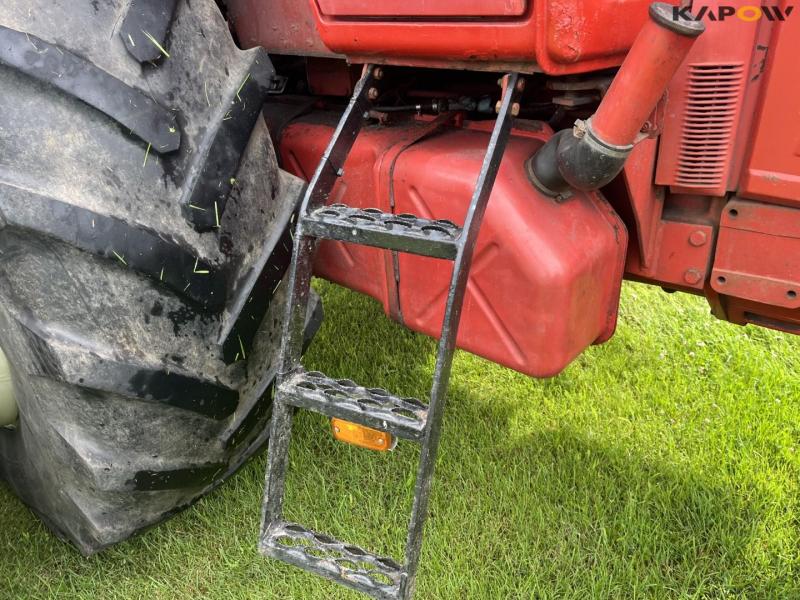 IH 1255 tractor with twin wheels 26