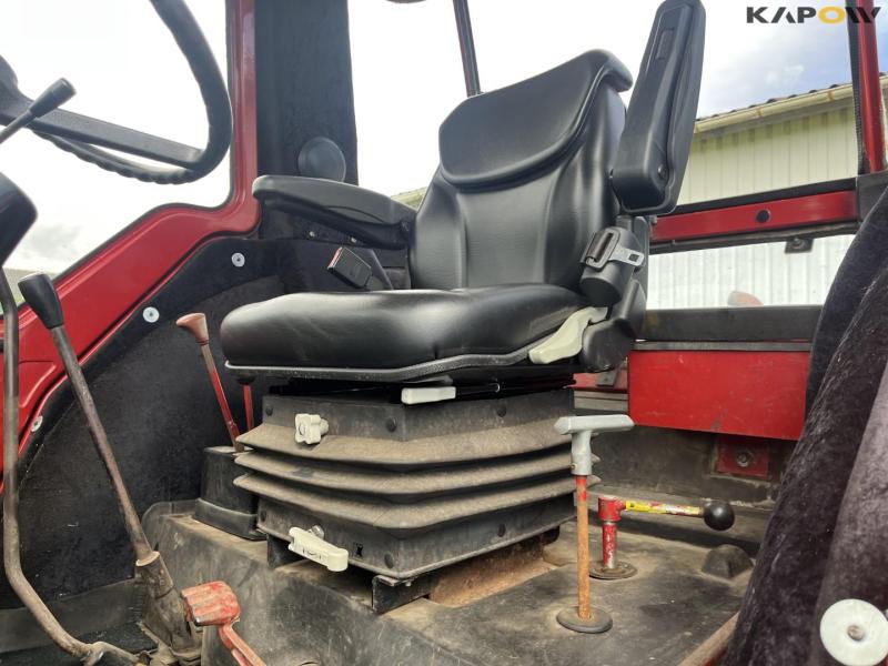 IH 1255 tractor with twin wheels 45