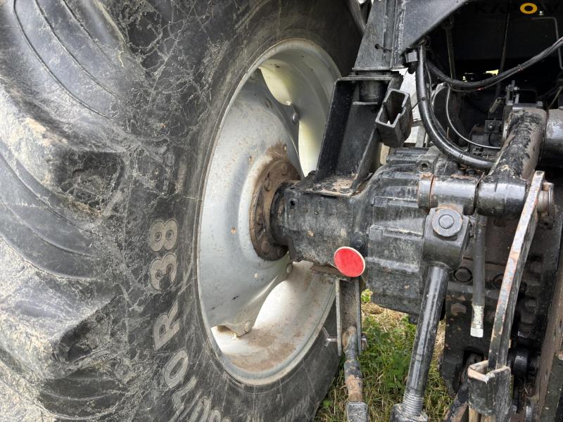 IH 1455 AXL 4 WD tractor 31