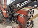 IH 685 XL tractor with front loader 15