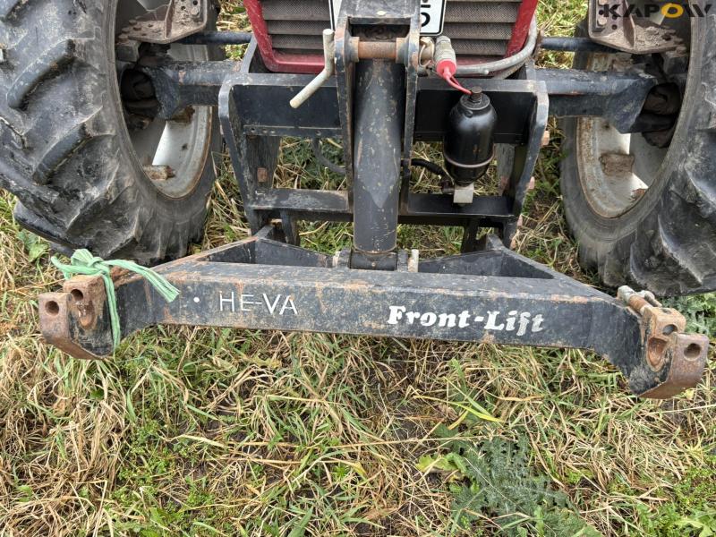 IH 956 XL 4WD with front linkage 10