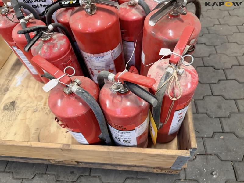 Fire extinguisher 10