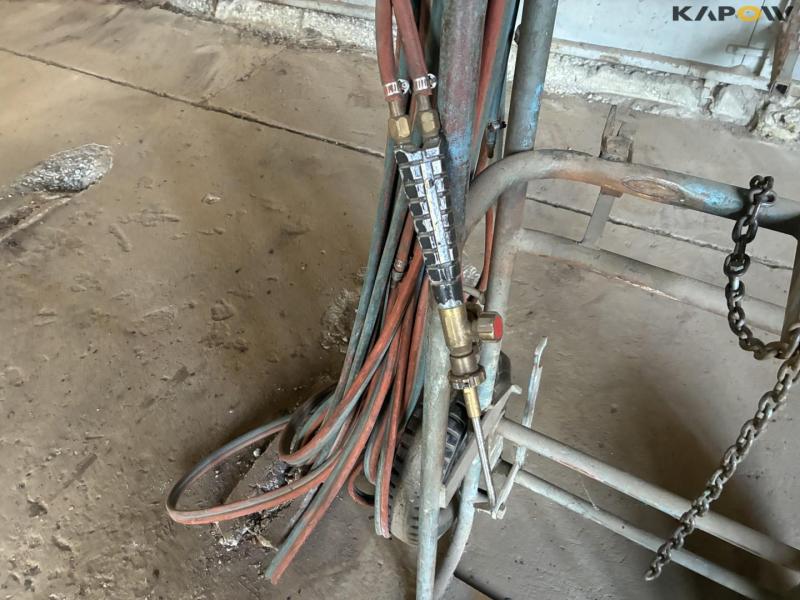 Oxygen and gas set - without bottles 12