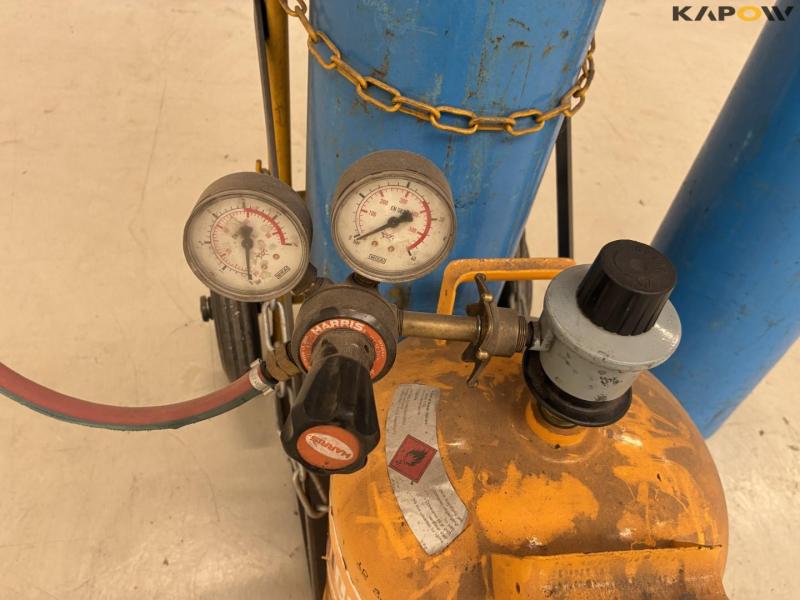 Oxygen and gas set 8