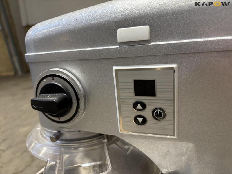 Industrial cutting and mixing machine + accessories 38