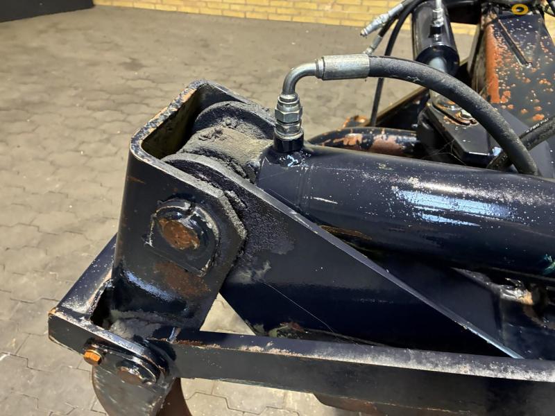 Intermercato forest claw TG Skid 8