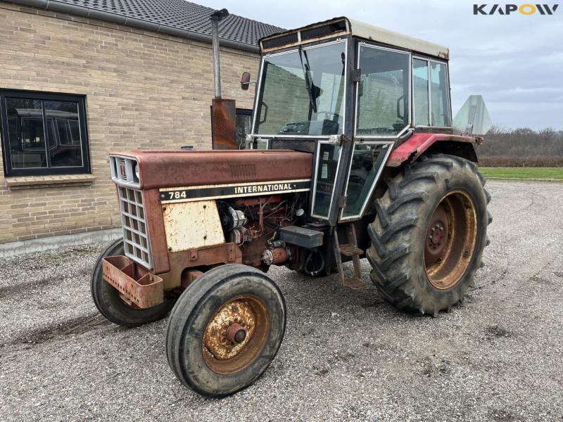 International 789 tractor 1