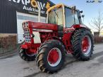 International Harvester 886 tractor 1