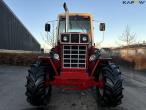 International Harvester 886 tractor 18