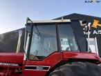 International Harvester 886 tractor 22
