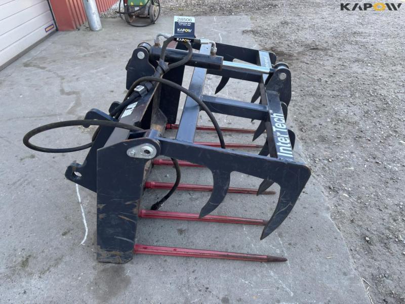 Intertech grab handle with Eurotrac hitch 4