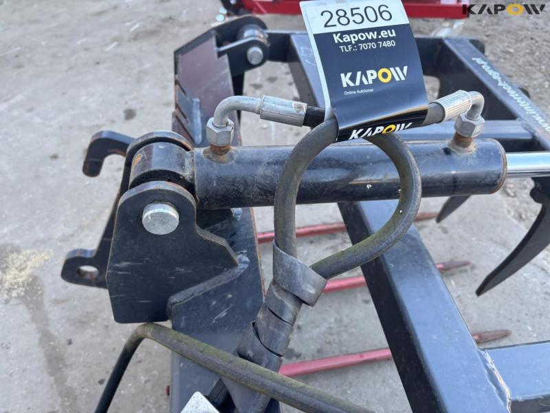 Intertech grab handle with Eurotrac hitch 20