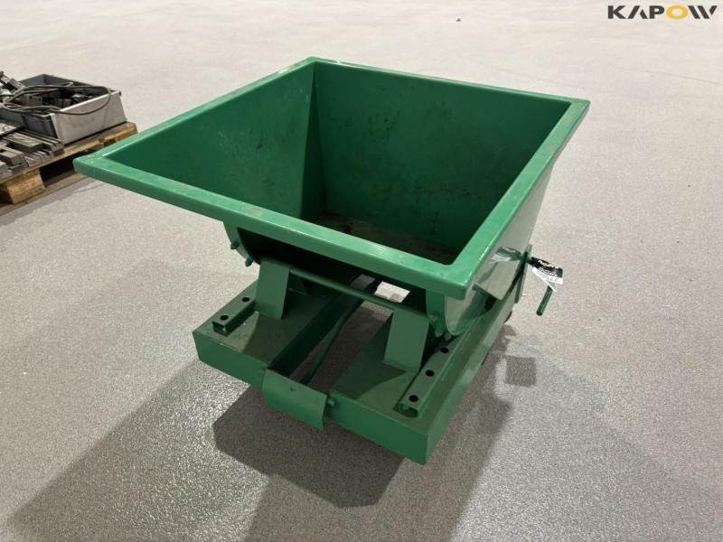 intra Tippo 150 green material tip container 4