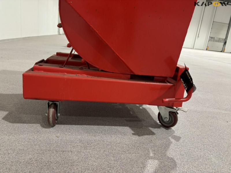 intra Tippo 150 red material tip container 13