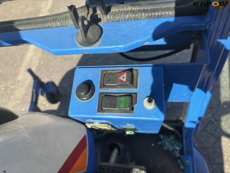 Iseki SF230 tool carrier 52