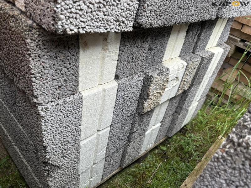 Insulated Leca blocks 13