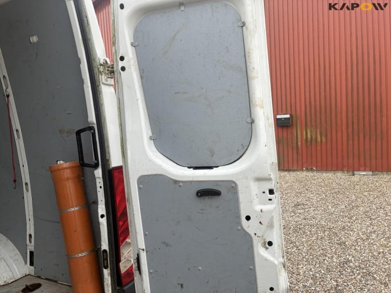 Iveco 35S14 Daily van 29