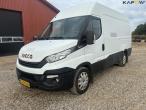 Iveco 35S14 Daily van 1