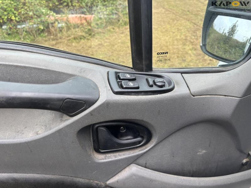 Iveco Daily 35 panel van 49