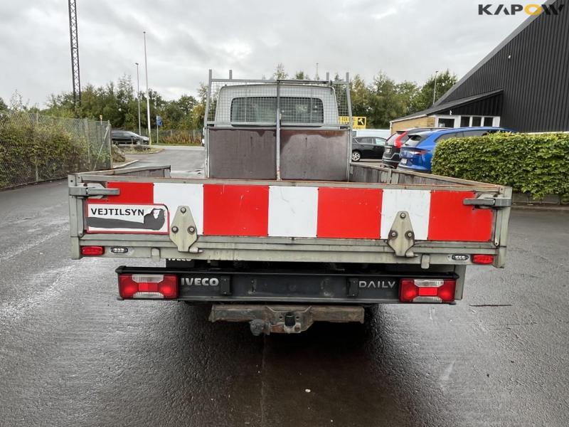 Iveco Daily 35S van 6