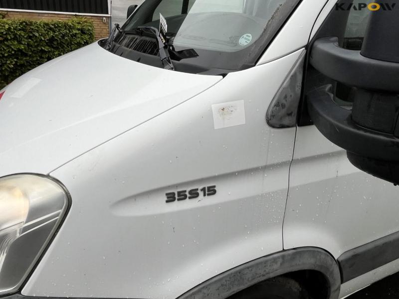 Iveco Daily 35S van 16