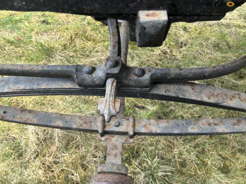 J.H. Hildebrandt horse-drawn carriage 21