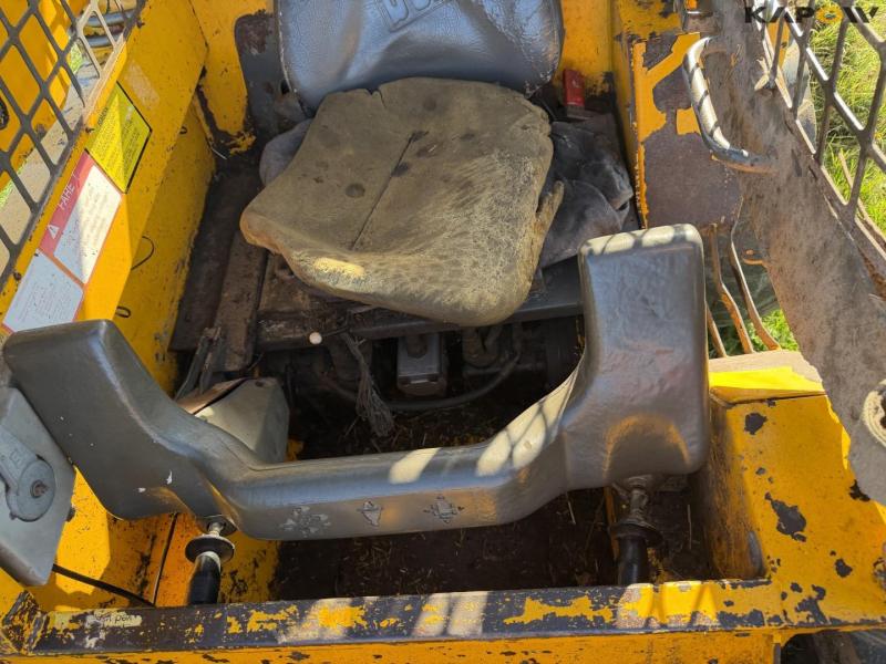 JCB 165 skid steer 18