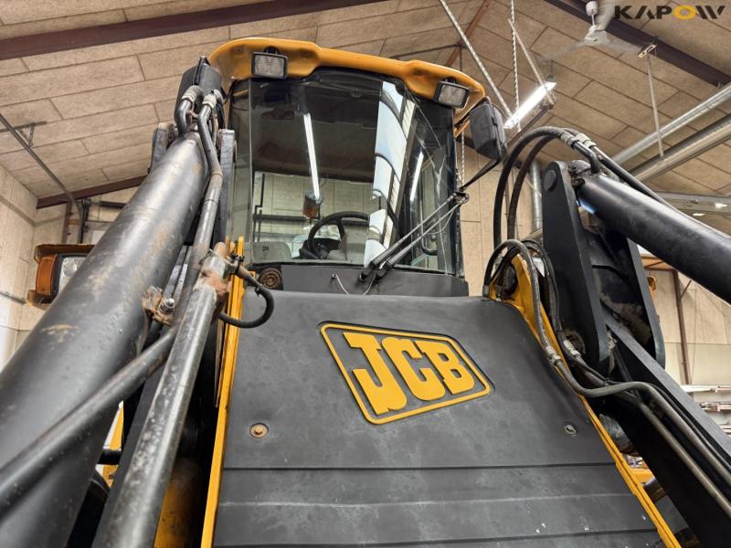JCB 426 loader 14